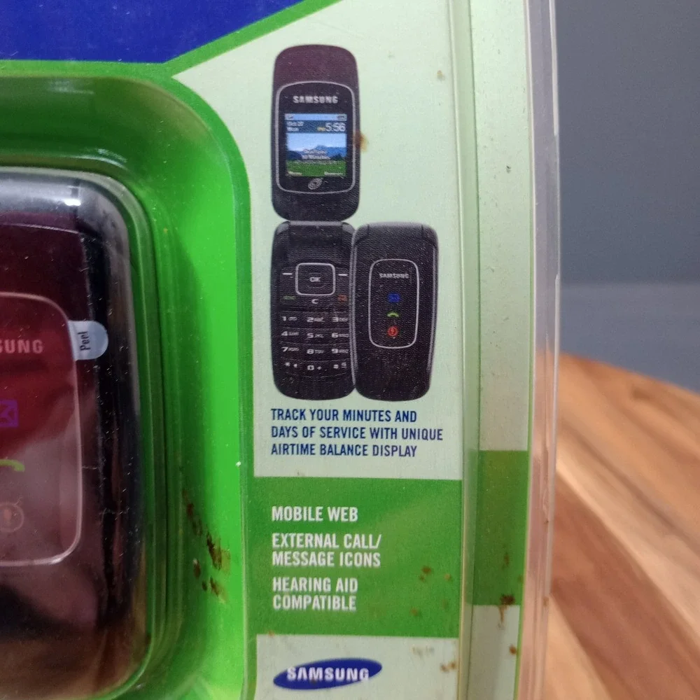 Samsung T155G Black Tracfone‎ Wireless Flip Phone Burner OBSOLETE NOVELTY PROP